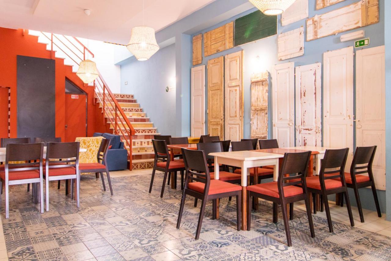 Tilia Hostel Фару Екстер'єр фото
